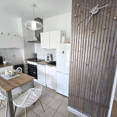 With Garden - Two Pools - Access Apartament Poggio Mezzana