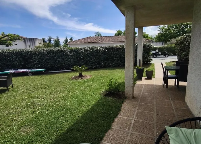 With Garden - Two Pools - Access Poggio Mezzana