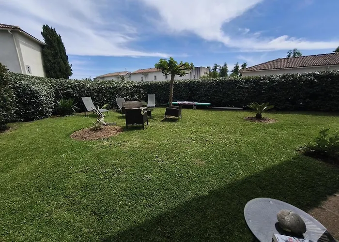 With Garden - Two Pools - Access *