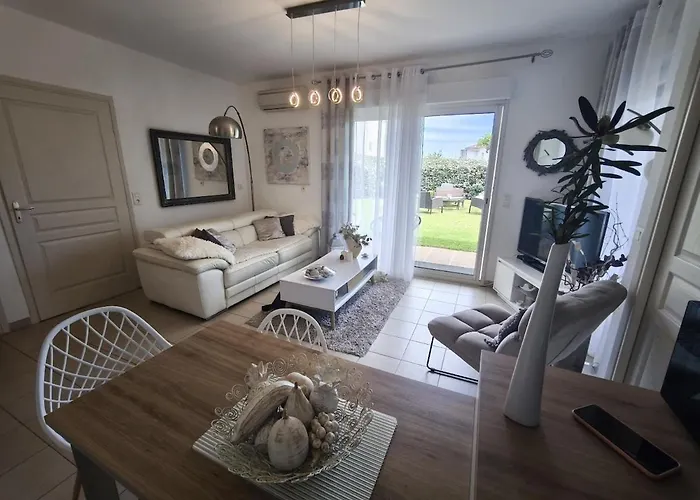 With Garden - Two Pools - Access